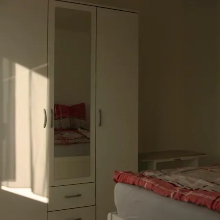 Apartmentbuymetzingen *